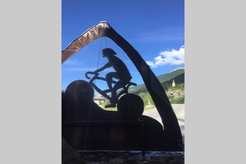 Maison Neuve Proche De Barcelonnette ジョジエ エクステリア 写真