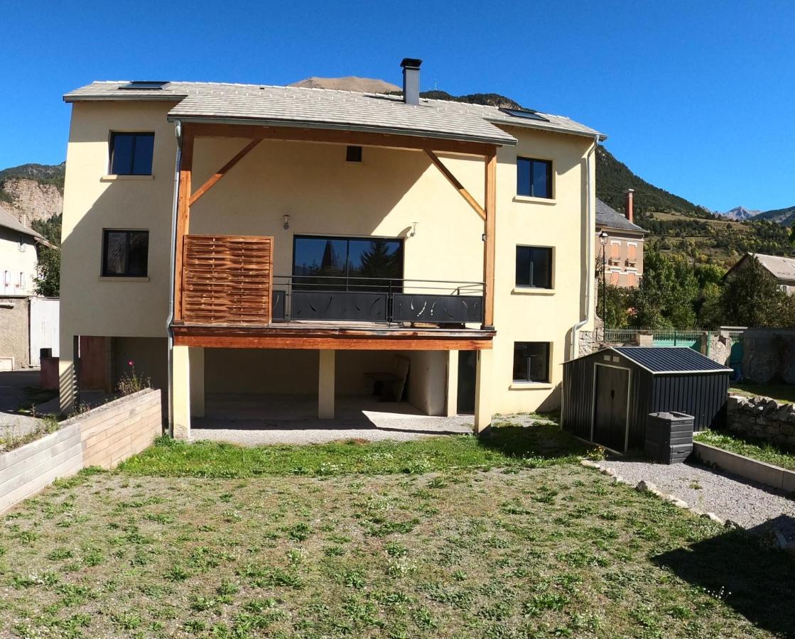 Maison Neuve Proche De Barcelonnette ジョジエ エクステリア 写真